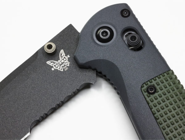 Benchmade 430SBK Redoubt Folding Knife 3.55" Partial Serrated Graphite CPM-D2 Blade, Gray & Green Grivory Handles (Out Of Production) - Image 9