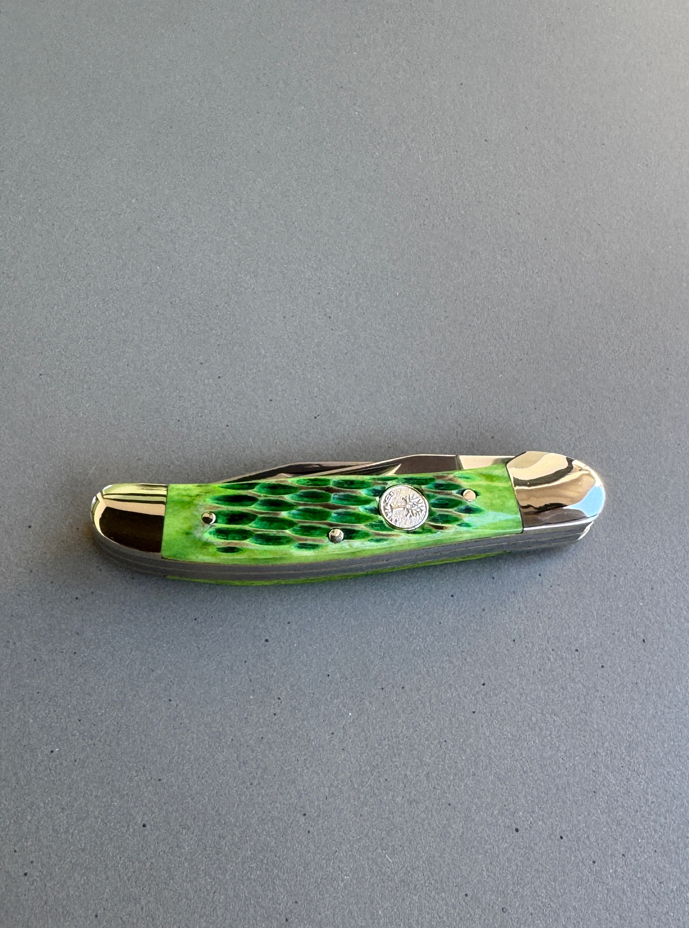 Boker Manufaktur Traditional Series 2.0 Copperhead Pocket Knife, Burnt Lime Green Jigged Bone Scales, 3" D2 Blades (C&C Exclusive) - Image 6