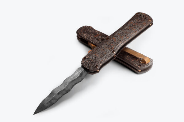 Benchmade 3401BK-2501 Autocrat OTF Auto, 3.72" Double Edge Vinland Pattern Damasteel Kris Blade, Snakeskin Copper Fatcarbon Handle W/ Clip (Limited Edition)