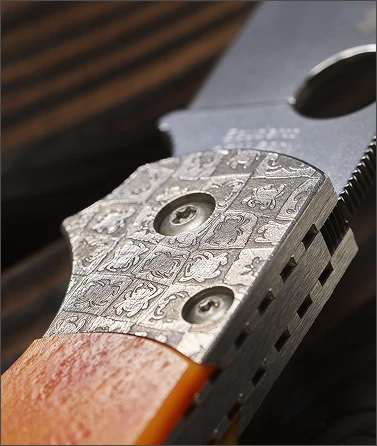 Spyderco C41BA50TH Native 5 50th Anniversary Sprint Run Folding Knife, 2.95" CPM-S90V Satin Plain Blade, Amber Bone Handles with Mosaic Damascus Bolsters, Wooden Presentation Box (Sprint Run) - Image 4